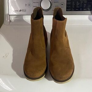 Sorel waterproof Suede Ankle Boots